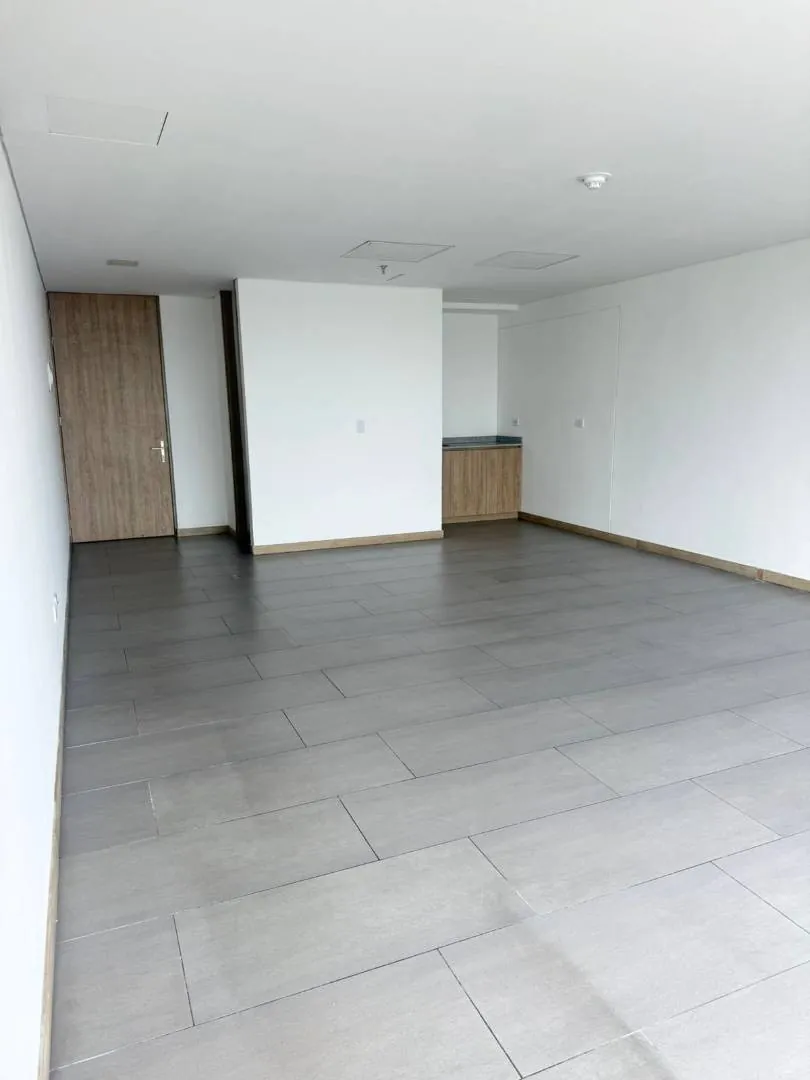 Oficina en Arriendo en San Jose Sur, Pereira, 45,0 m² (foto 6) — CREBI