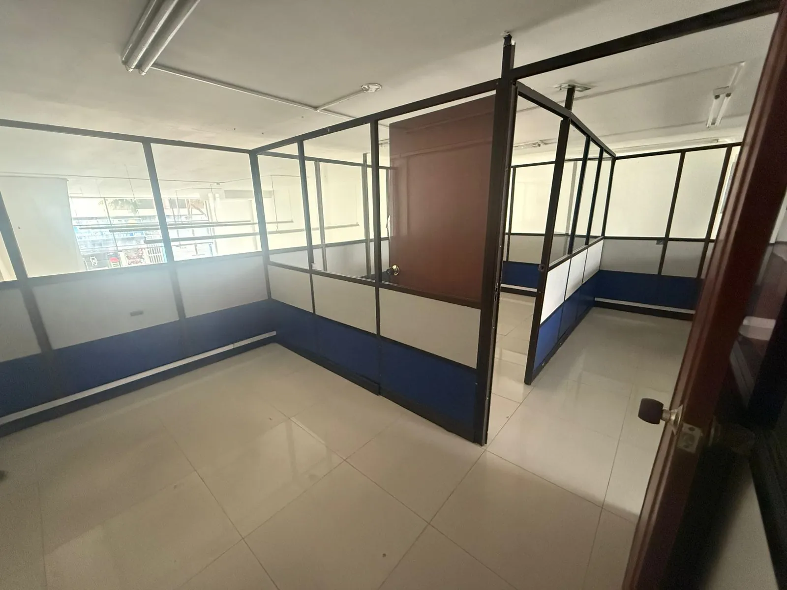 Local en Arriendo en Sector Lago Uribe, Pereira, 335,0 m² (foto 7) — CREBI