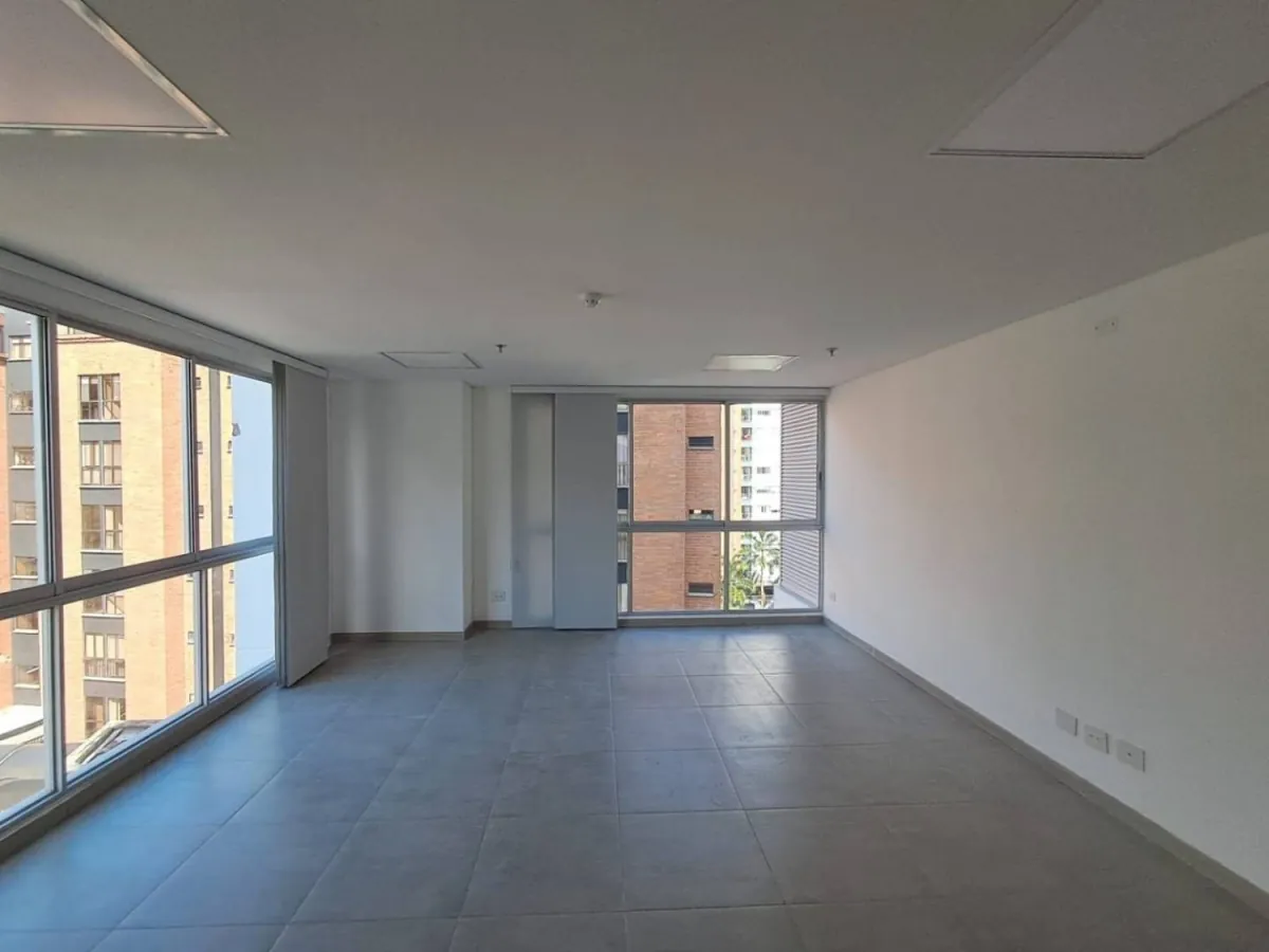 Oficina en Arriendo en Los Angeles, Pereira, 40,0 m² (foto 7) — CREBI