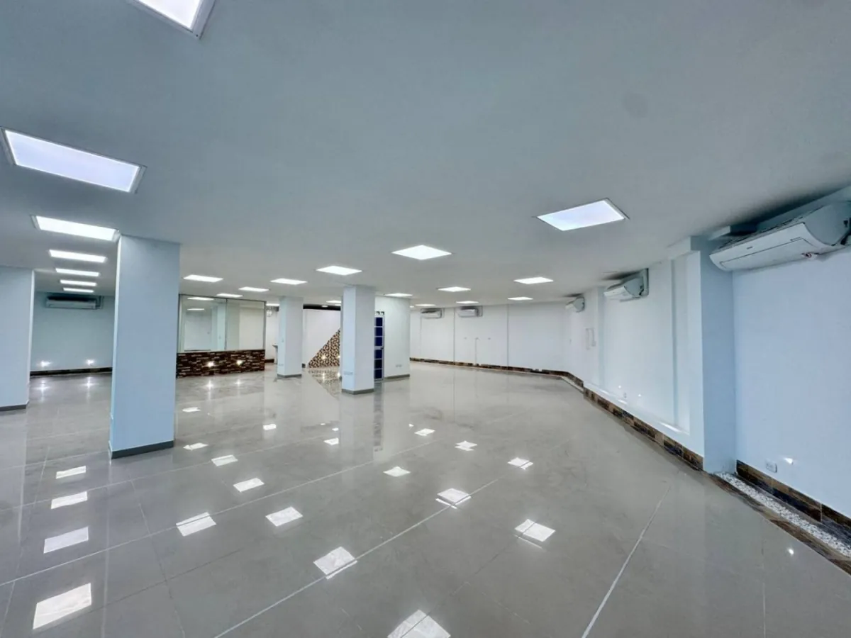 Oficina en Arriendo en San Jose Sur, Pereira, 440,0 m² (foto 6) — CREBI