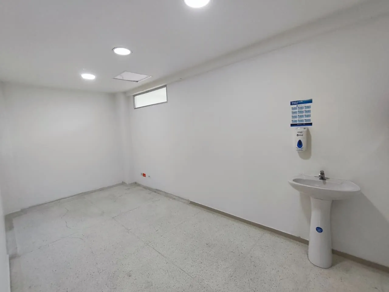 Local en Arriendo en Los Alamos, Pereira, 752,0 m² (foto 7) — CREBI