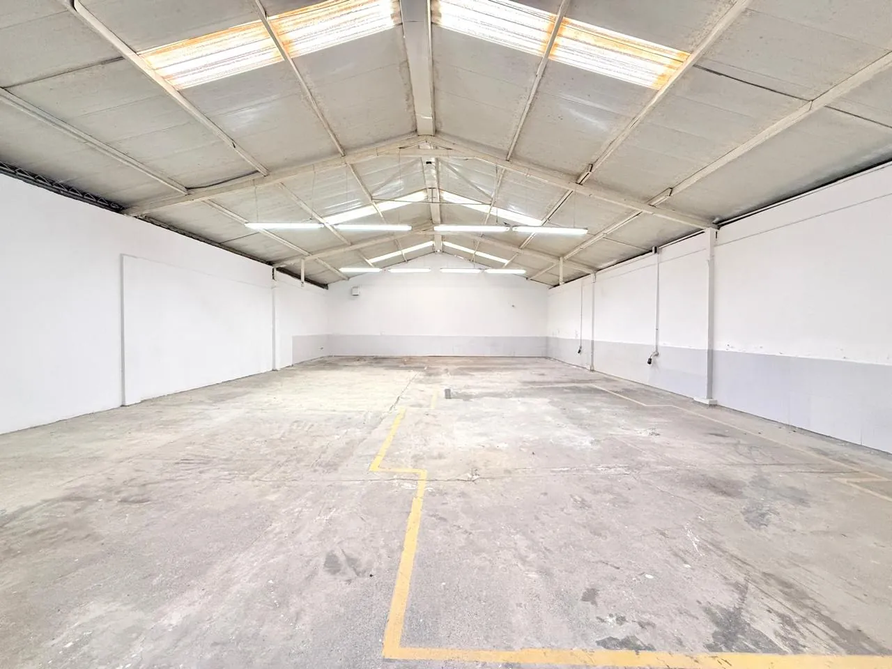 Bodega en Arriendo en Tribunas Corcega, Pereira, 350,0 m² (foto 7) — CREBI