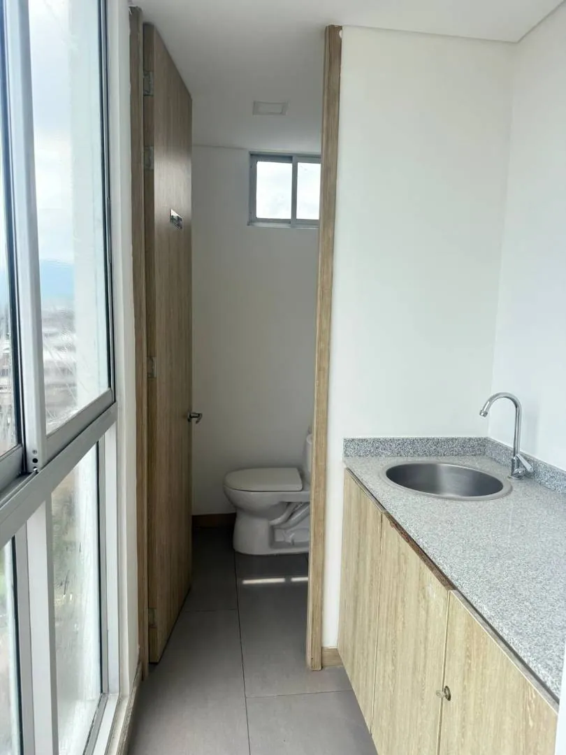 Oficina en Arriendo en San Jose Sur, Pereira, 83,0 m² (foto 6) — CREBI