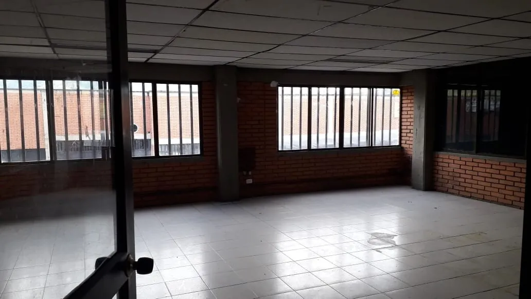 Bodega en Arriendo en Calle 9, Dosquebradas, 580,0 m² (foto 7) — CREBI