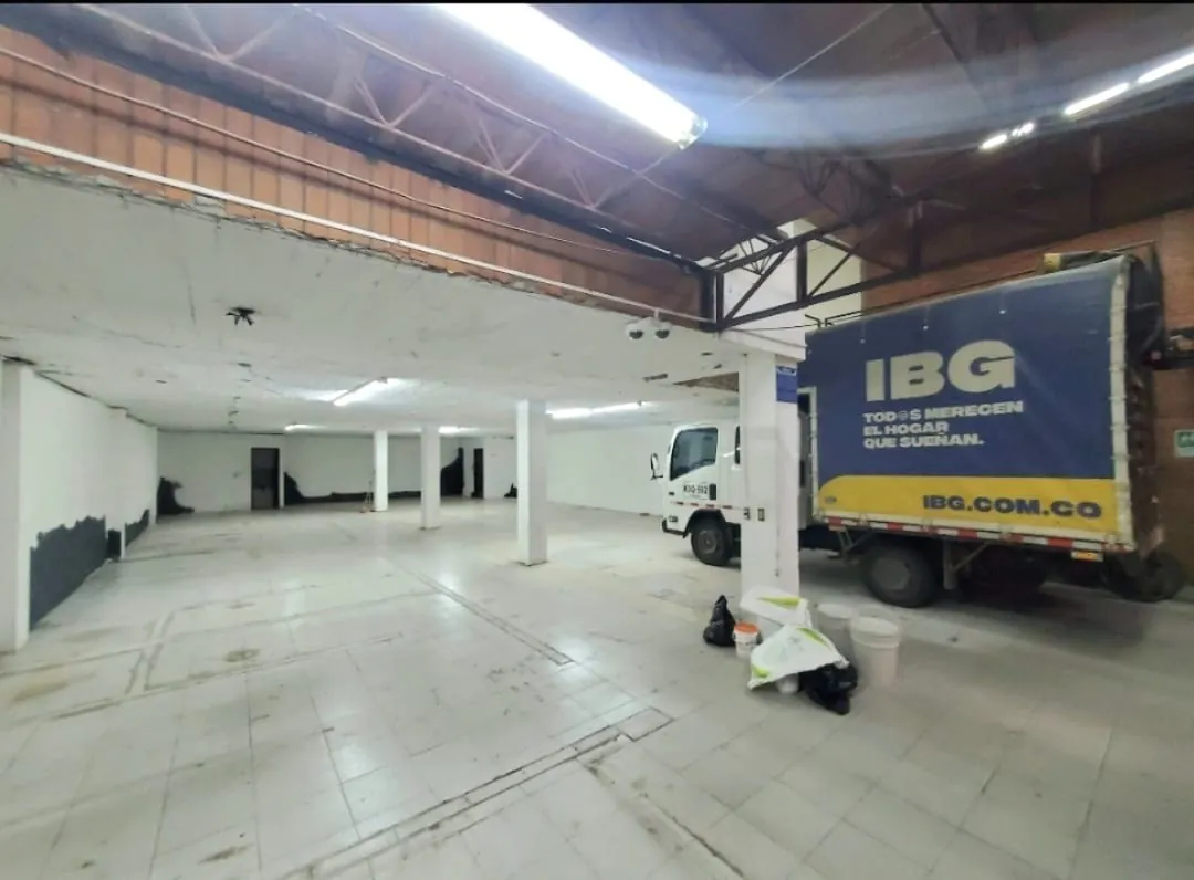 Bodega en Arriendo en Barrio Obrero, Cali, 460,0 m² (foto 7) — CREBI