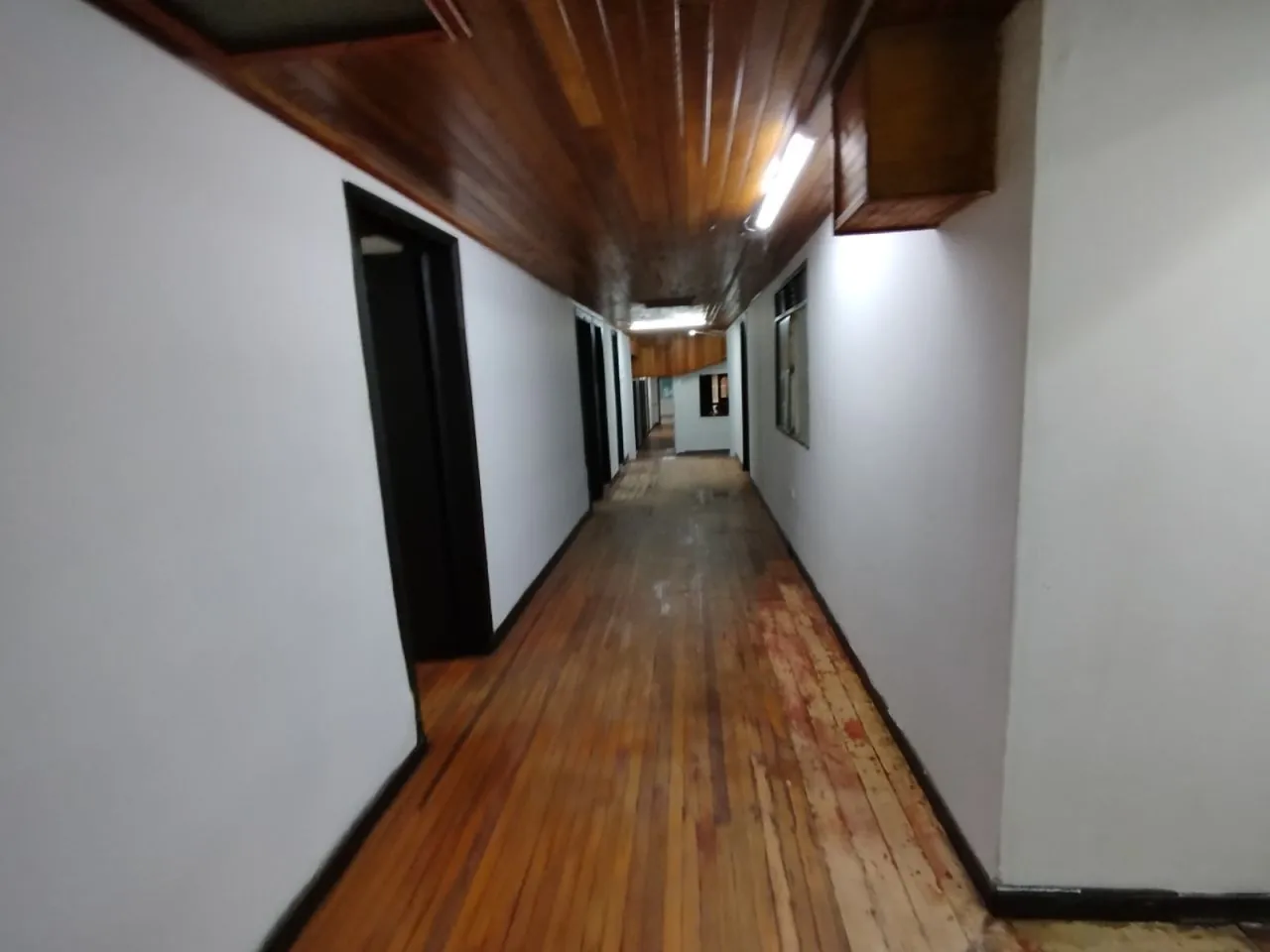 Local en Arriendo en Sector Galeria Central, Pereira, 900,0 m² (foto 7) — CREBI