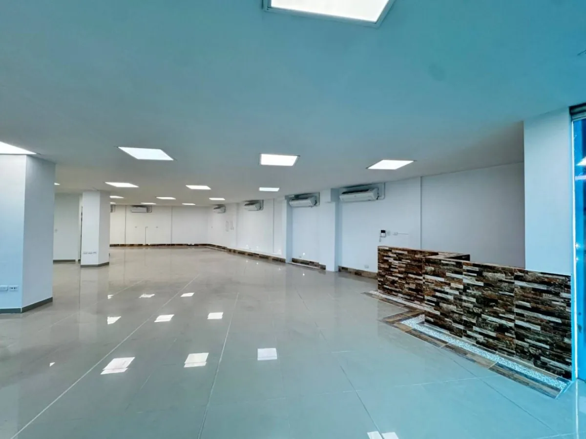 Oficina en Arriendo en San Jose Sur, Pereira, 440,0 m² (foto 7) — CREBI