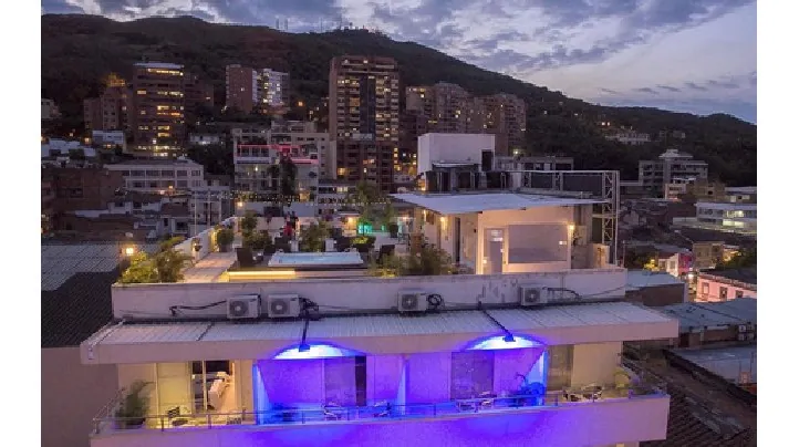 Hotel en Venta en Granada, Cali, 2553,0 m² (foto 9) — CREBI