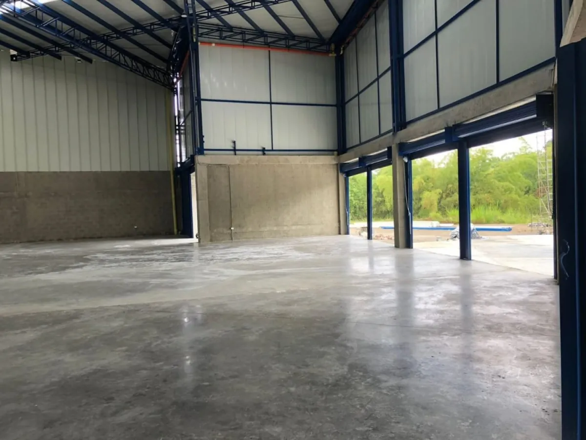 Bodega en Arriendo en Tribunas Corcega, LA GRANJA, 640,0 m² (foto 8) — CREBI