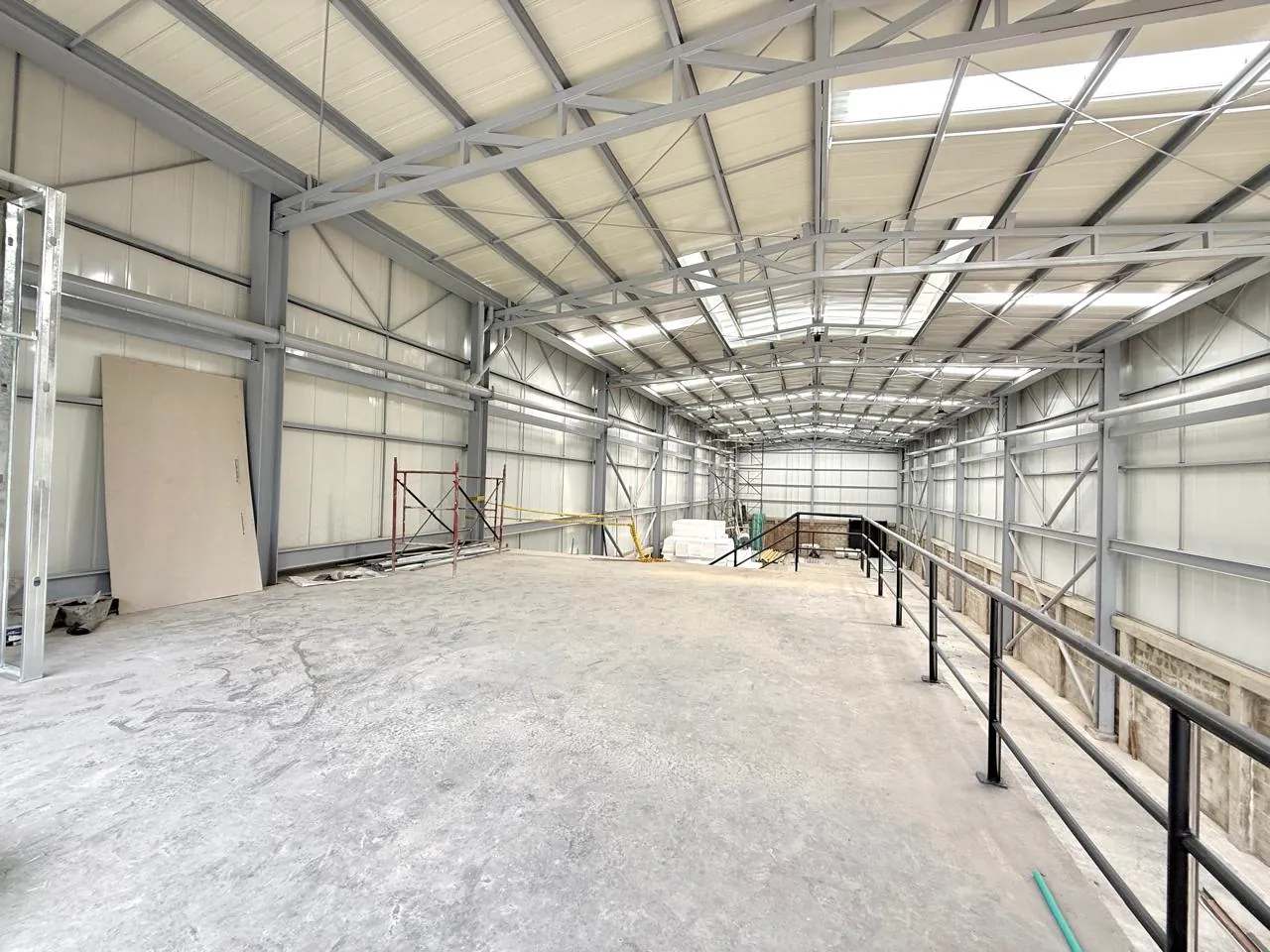 Bodega en Arriendo en Tribunas Corcega, Pereira, 690,0 m² (foto 8) — CREBI