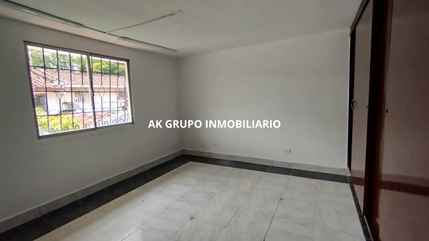 Multifamily en Arriendo en Urbanización Tequendama, Cali, 380,0 m² (foto 8) — CREBI