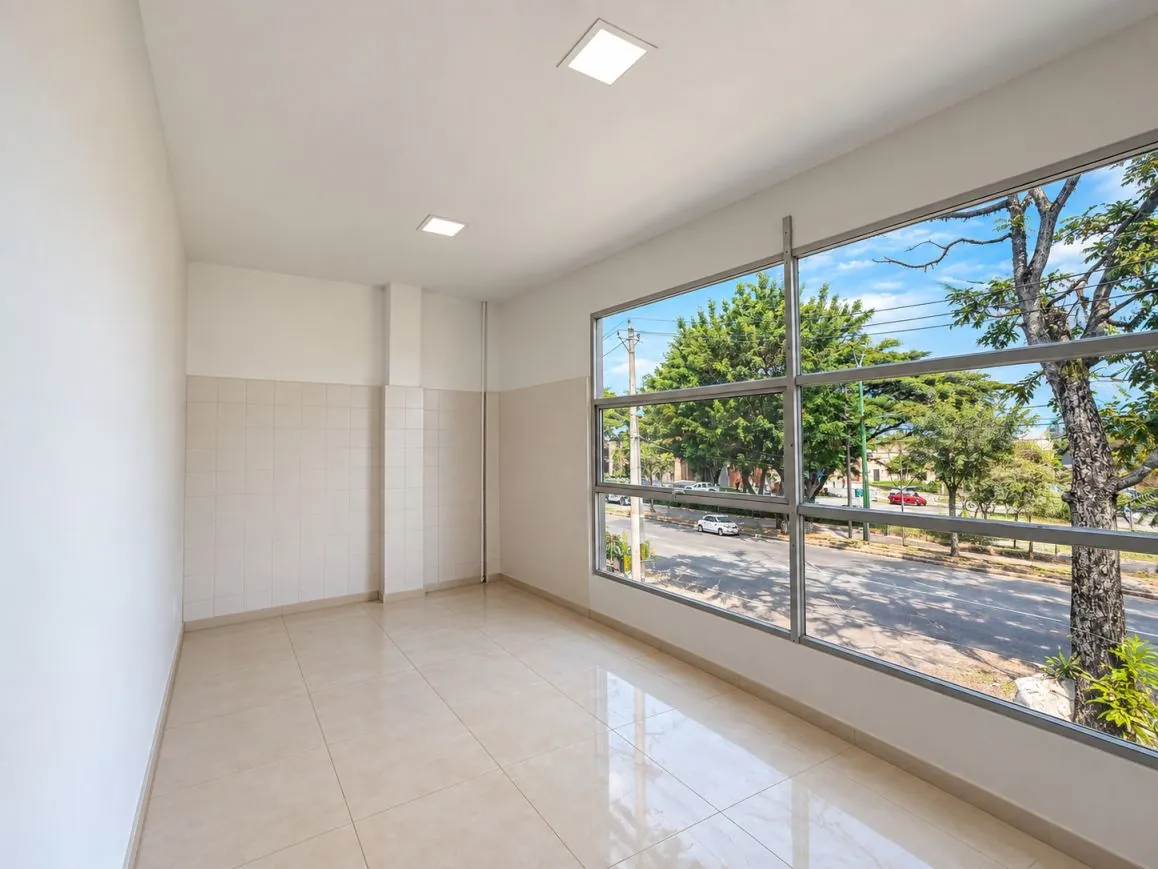 Local en Arriendo en Avenida 30 de Agosto, Pereira, 650,0 m² (foto 8) — CREBI
