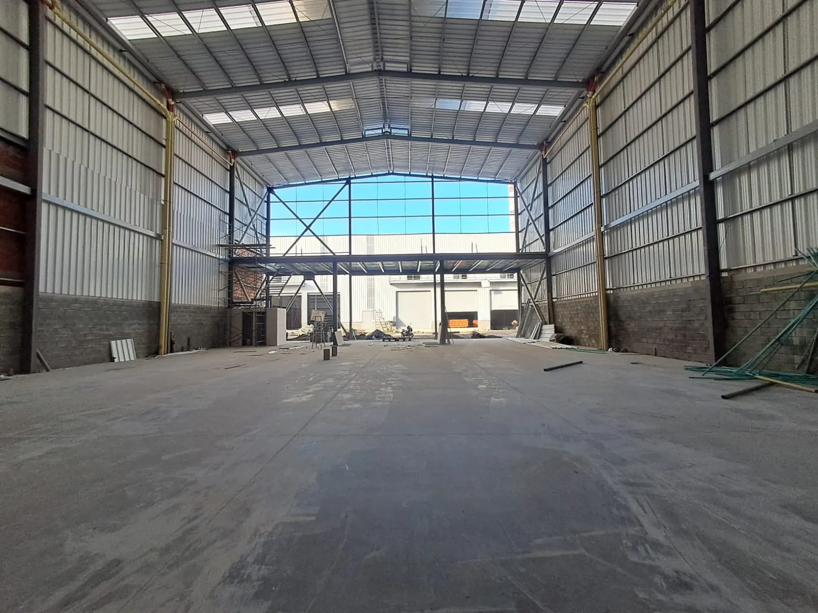 Bodega en Arriendo en La Playita, Dosquebradas, 700,0 m² (foto 8) — CREBI