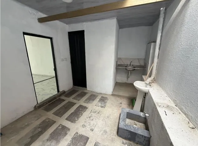 Local en Venta en Basillas, La Virginia, 64,0 m² (foto 8) — CREBI
