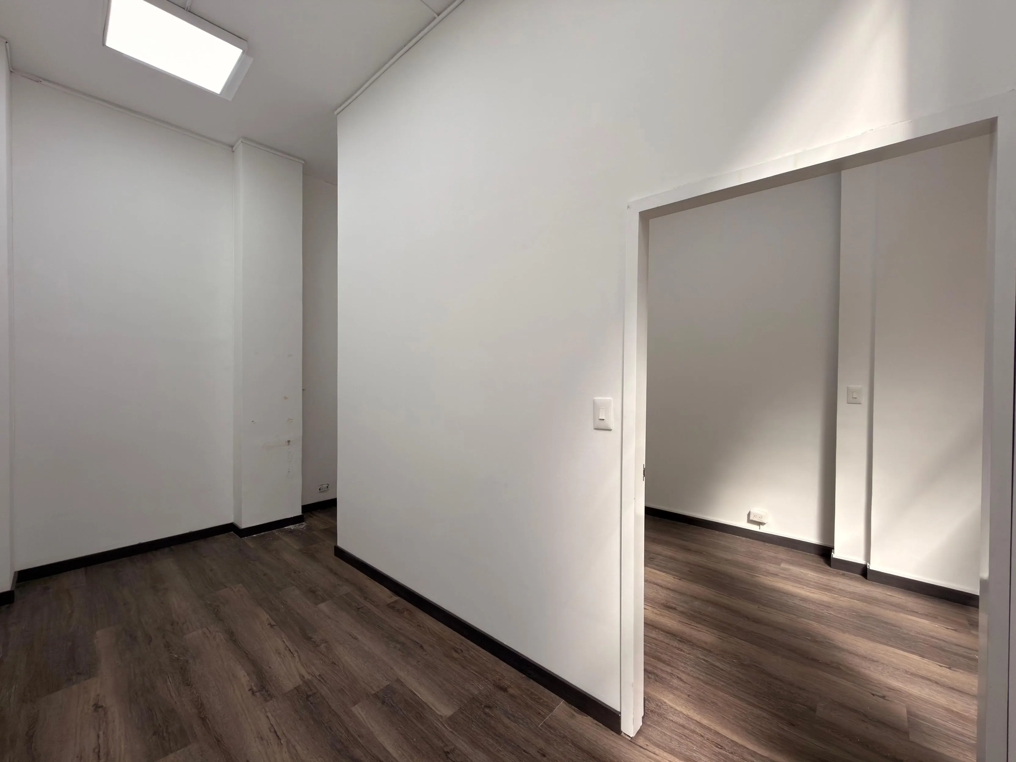 Local en Arriendo en Sector Galeria Central, Pereira, 24,0 m² (foto 8) — CREBI