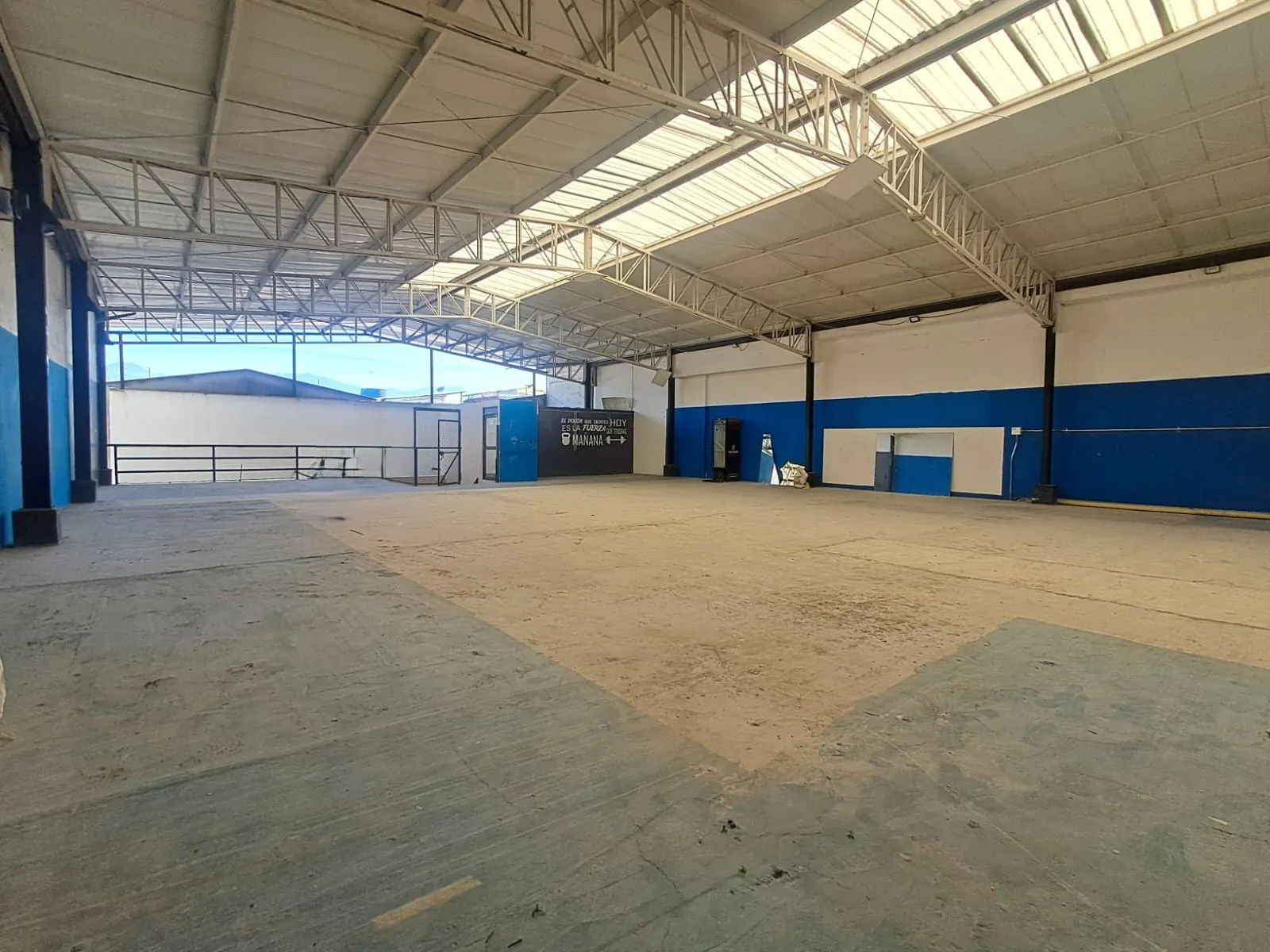 Bodega en Arriendo en Sector Galeria Central, Pereira, 440,0 m² (foto 8) — CREBI
