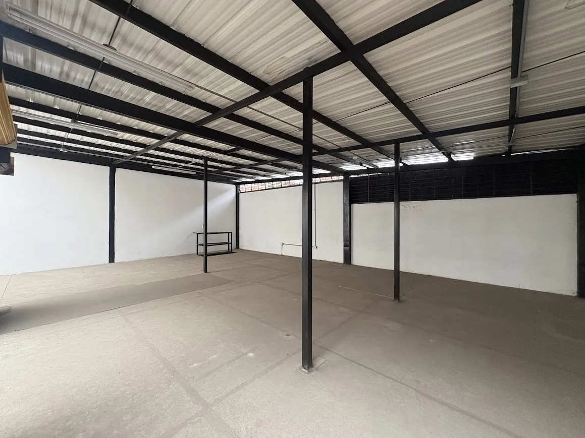 Bodega en Venta en San Nicolás, Cali, 664,0 m² (foto 9) — CREBI
