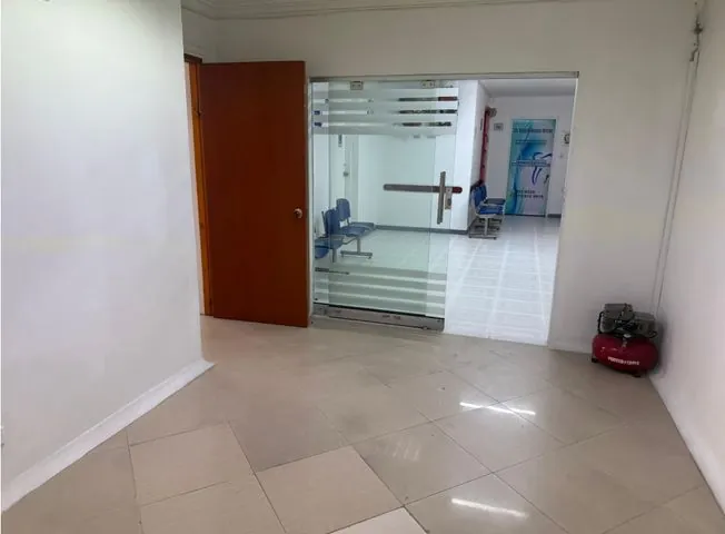 Local en Venta en Sector Plaza de Bolivar, Pereira, 32,0 m² (foto 9) — CREBI