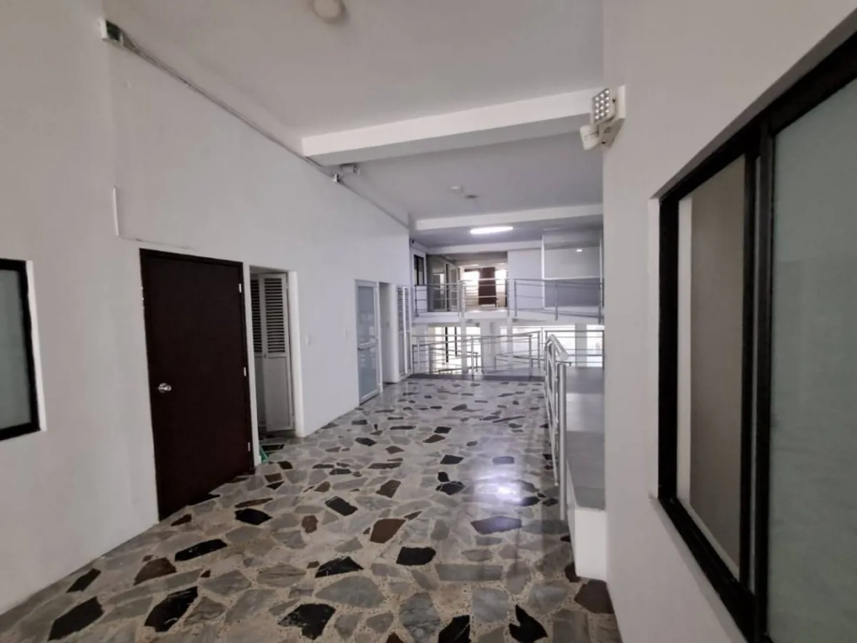 Local en Arriendo en Sector 30 de Agosto, Pereira, 640,0 m² (foto 8) — CREBI