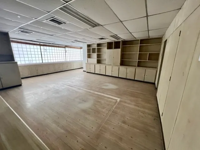 Local en Venta en Popular, Cali, 1074,0 m² (foto 9) — CREBI