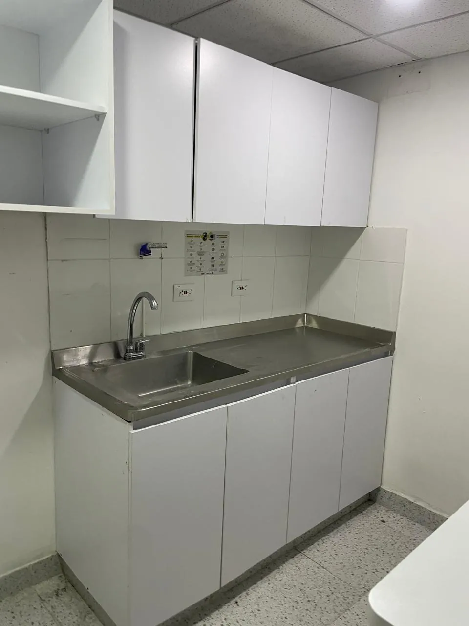 Edificio en Venta en Siete de Agosto, Cali, 635,0 m² (foto 10) — CREBI