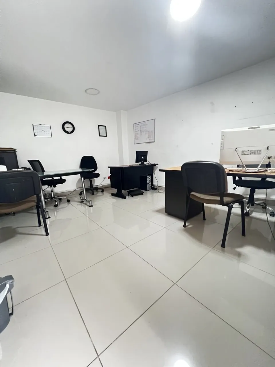 Local en Arriendo en Urbanización Tequendama, Cali, 450,0 m² (foto 10) — CREBI
