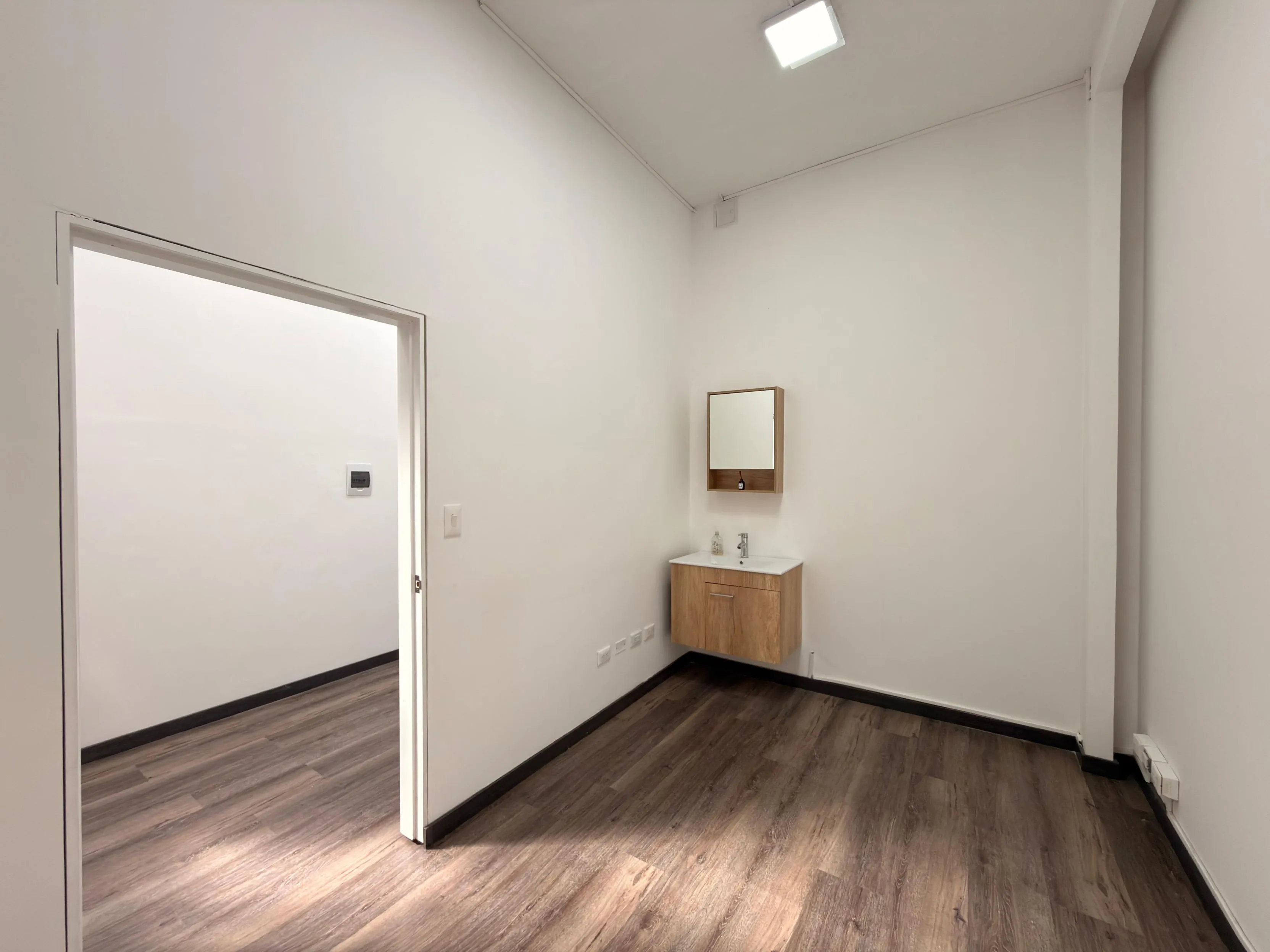 Local en Arriendo en Sector Galeria Central, Pereira, 24,0 m² (foto 10) — CREBI