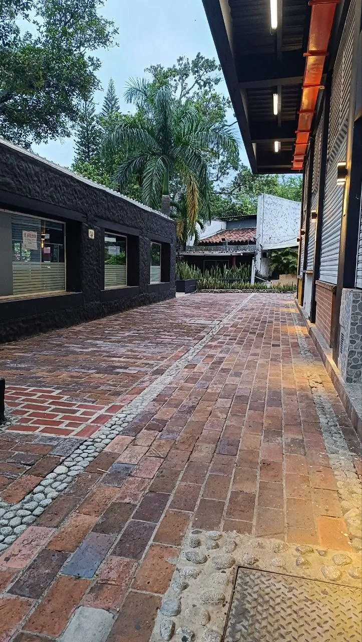 Local en Arriendo en Pance, 45,0 m² (foto 10) — CREBI