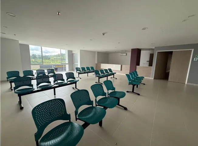 Local en Arriendo en Comuna Olímpica, Pereira, 40,0 m² (foto 10) — CREBI