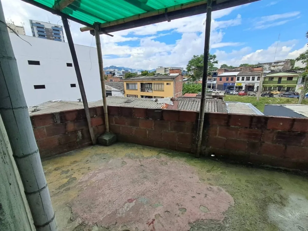 Local en Arriendo en Sector Lago Uribe, Pereira, 100,0 m² (foto 9) — CREBI