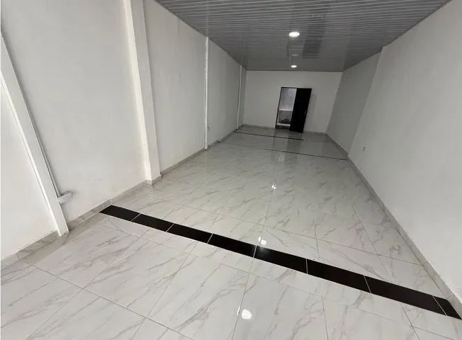Local en Venta en Basillas, La Virginia, 64,0 m² (foto 10) — CREBI