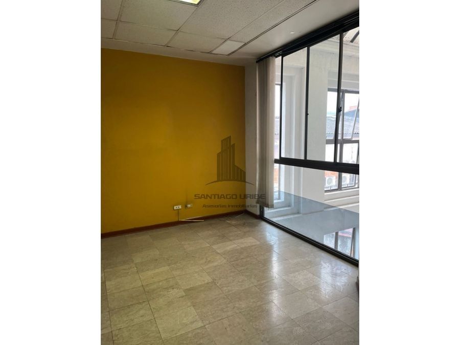 Oficina  en Venta - Sector Plaza de Bolivar, Centro, Calle 20, 23,0 m² — CREBI
