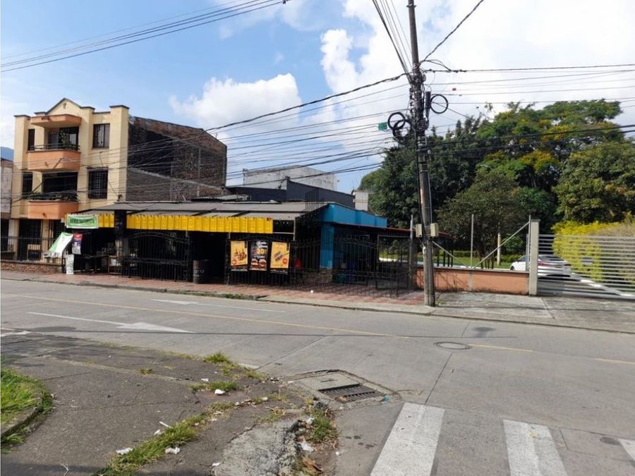Local en Venta - Carrera 21A, 213,0 m² (foto 2) — CREBI