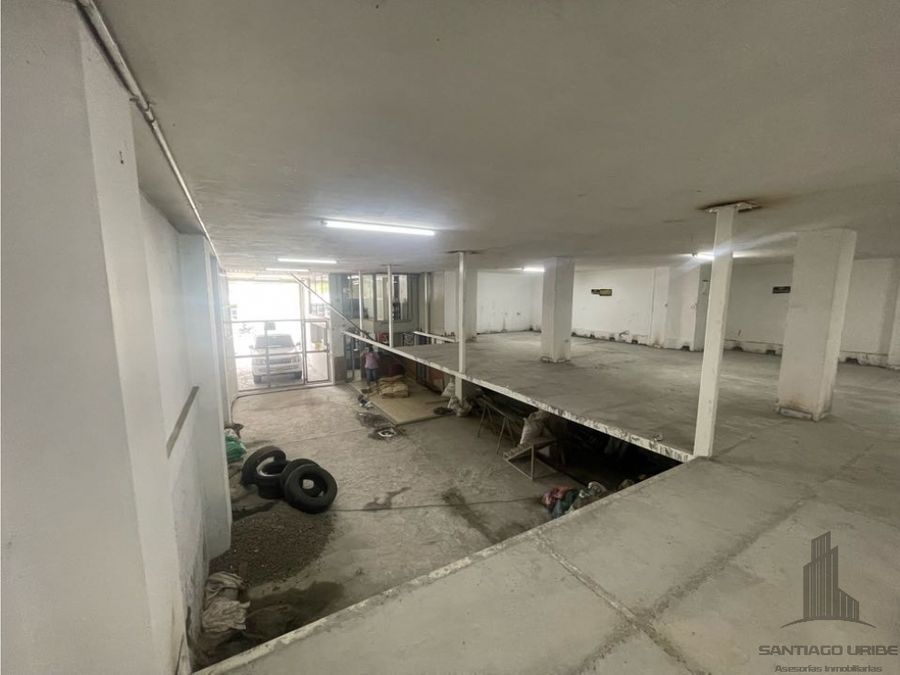 Bodega en Arriendo - La Romelia, Calle 80, 330,0 m² (foto 2) — CREBI