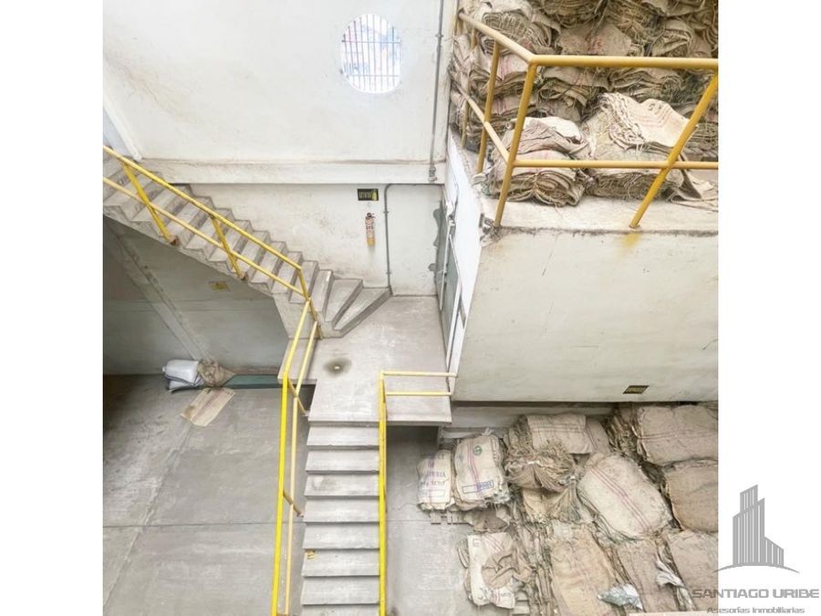 Bodega en Arriendo - La Romelia, Calle 82A, 800,0 m² (foto 4) — CREBI