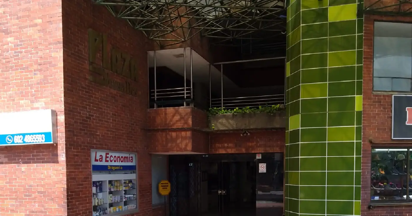 Oficina  en Venta - Versalles, Calle 19 Norte, 28,0 m² — CREBI
