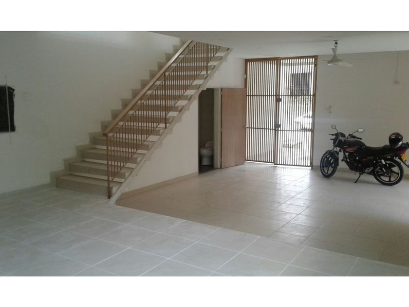 Edificio en Venta - Avenida 8 Norte, Santa Mónica Recidencial, 225,0 m² (foto 7) — CREBI