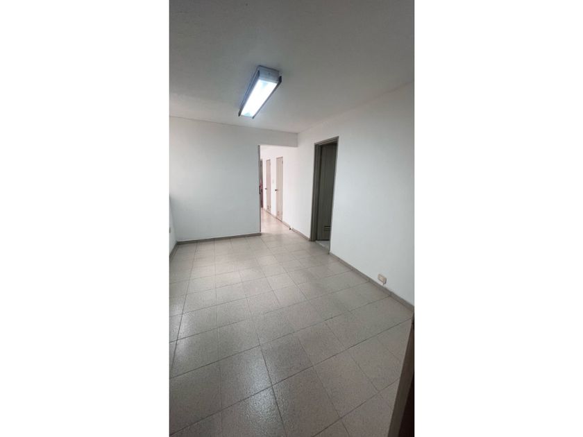 Oficina  en Venta - Avenida 3 Norte, San Vicente, 41,0 m² (foto 2) — CREBI