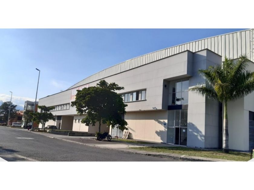 Bodega en Venta - Carrera 5, 2200,0 m² — CREBI
