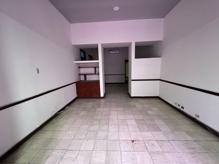Edificio en Venta - Avenida 9 Norte, Granada, 403,0 m² (foto 3) — CREBI