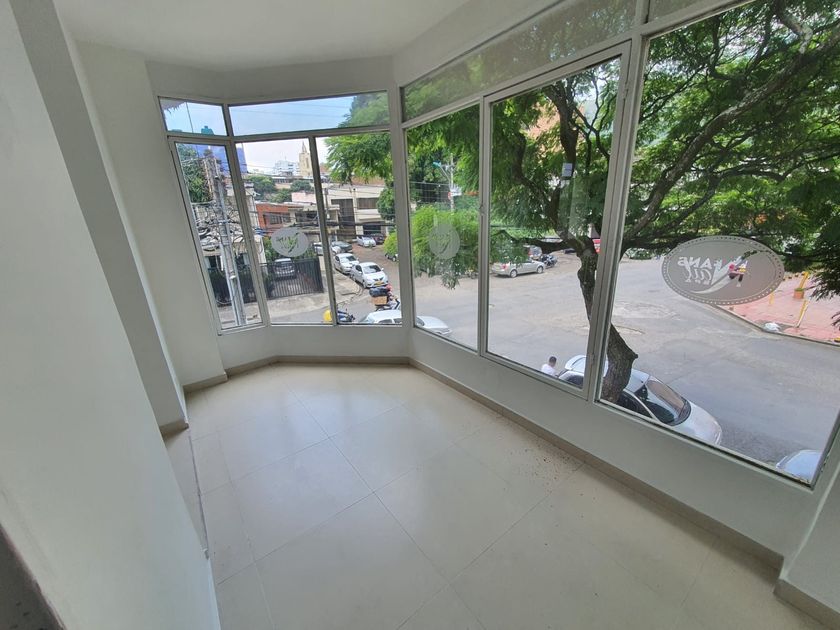 Local en Venta - Avenida 9 Norte, Granada, 213,0 m² (foto 6) — CREBI