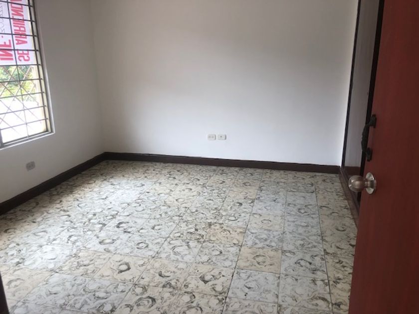 Multifamily en Venta - Calle 10 Norte, Juanambú, 444,0 m² (foto 5) — CREBI