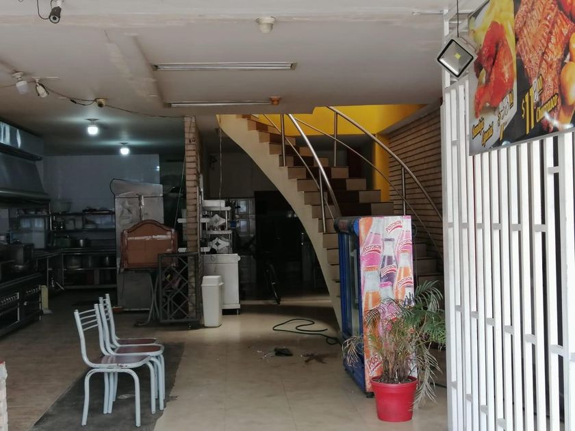 Edificio en Venta - Carrera 27, Manuela Beltran, 370,0 m² (foto 2) — CREBI