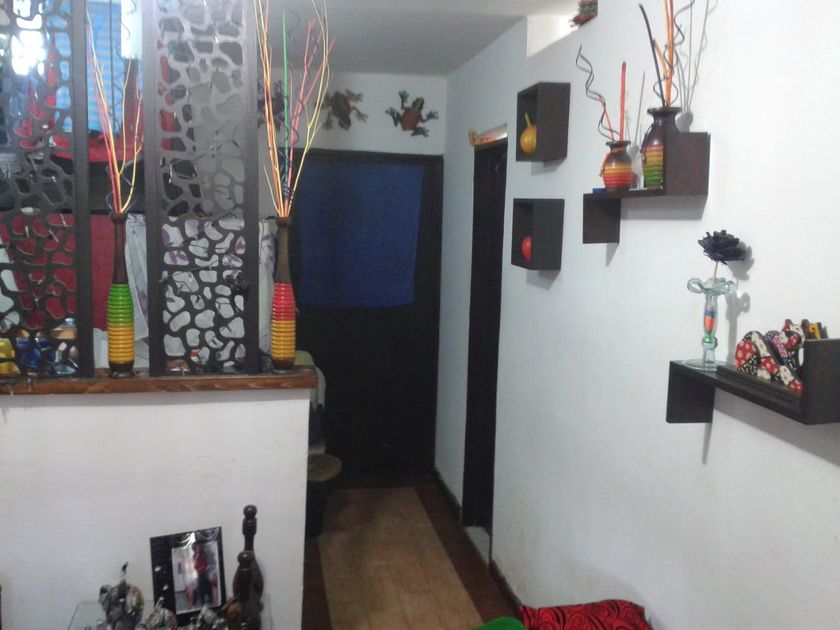 Edificio en Venta - Carrera 43A, Departamental, 330,0 m² (foto 2) — CREBI