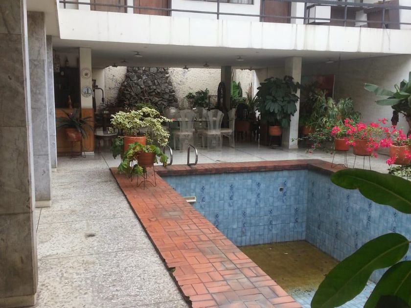 Multifamily en Venta - Calle 23A Norte, San Vicente, 570,0 m² — CREBI
