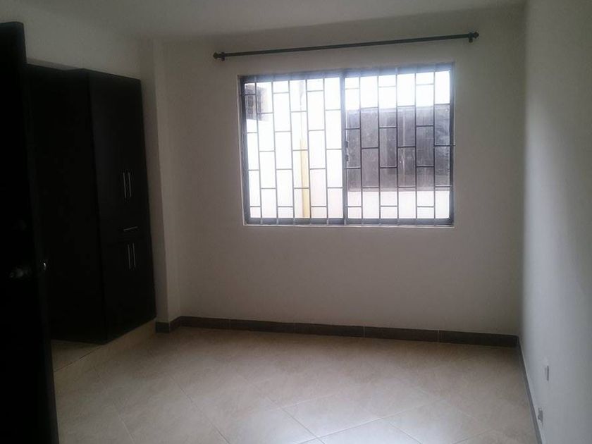 Edificio en Venta - Avenida 4 Norte, San Vicente, 400,0 m² (foto 3) — CREBI