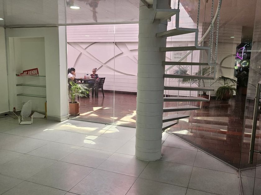 Local en Venta - Avenida 5 Norte, San Vicente, 50,0 m² (foto 5) — CREBI