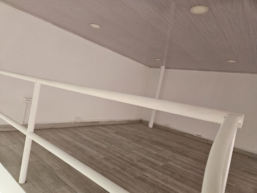 Local en Venta - Avenida 5 Norte, San Vicente, 50,0 m² (foto 8) — CREBI