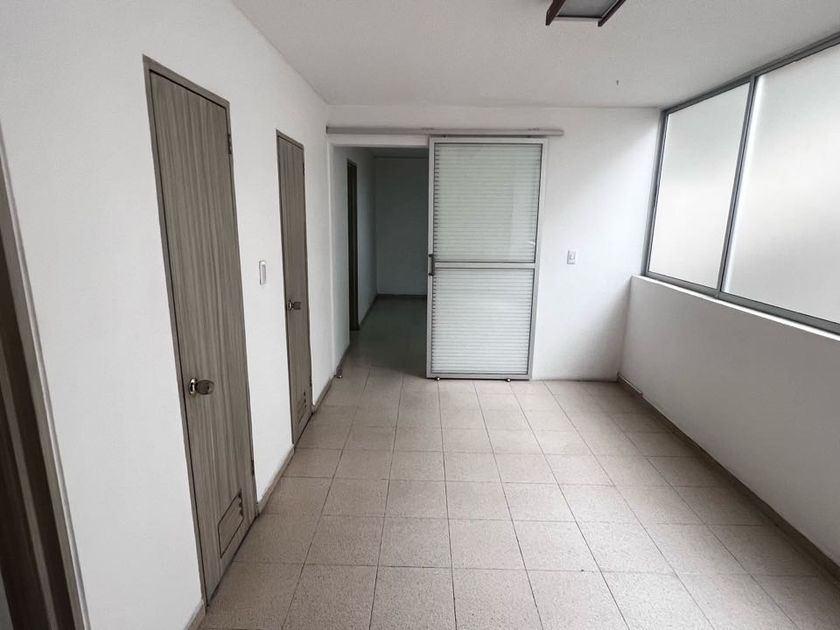 Oficina  en Venta - Avenida 3 Norte, San Vicente, 41,0 m² — CREBI