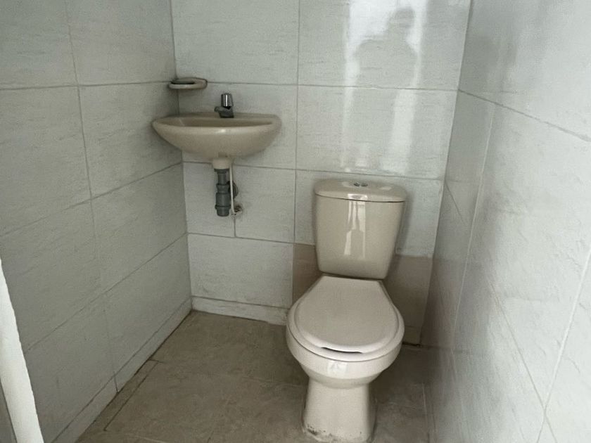 Oficina  en Venta - Avenida 3 Norte, San Vicente, 41,0 m² (foto 5) — CREBI